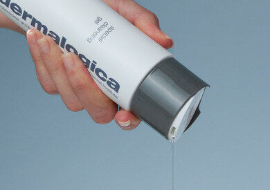 hand pouring special cleansing gel